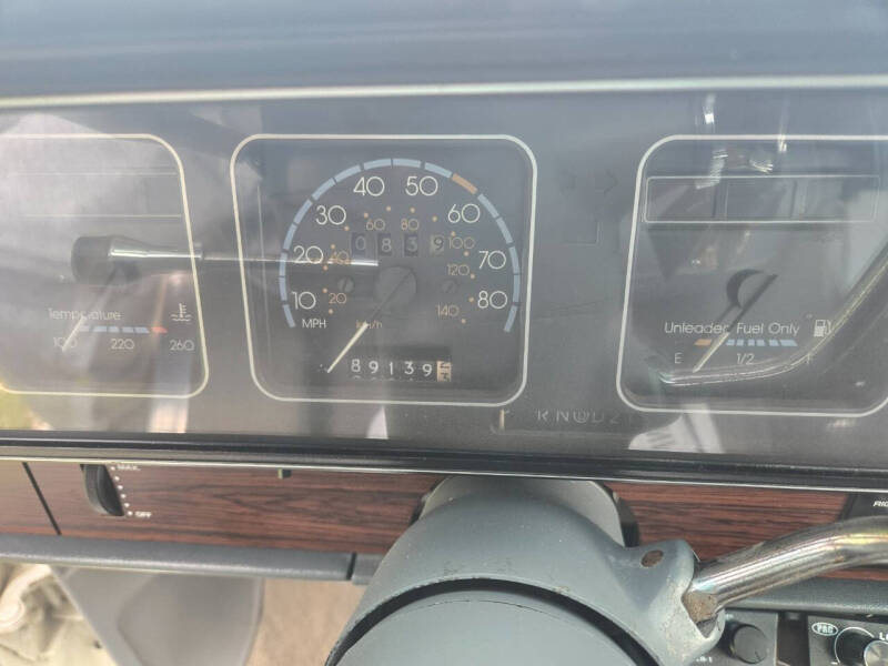 1989 Chevrolet Caprice Classic LS Brougham