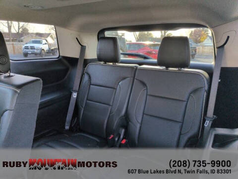 2017 GMC Acadia Denali