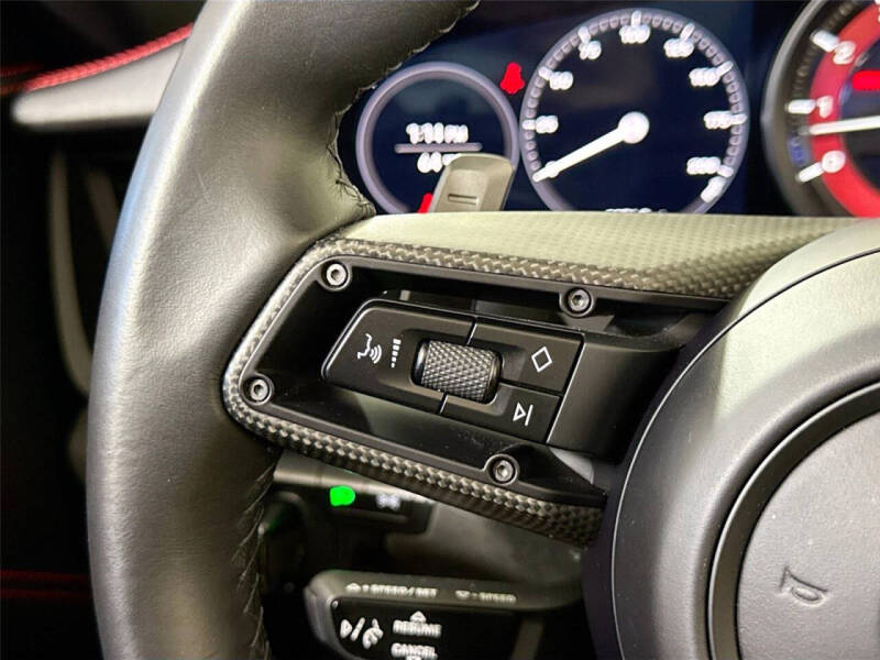 2023 Porsche 911 Targa 4 GTS