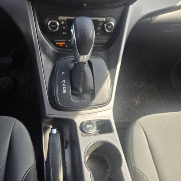 2016 Ford Escape SE