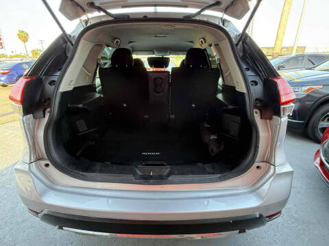 2017 Nissan Rogue