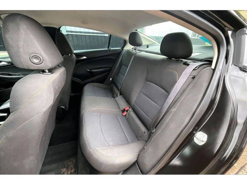 2017 Chevrolet Cruze LS Auto