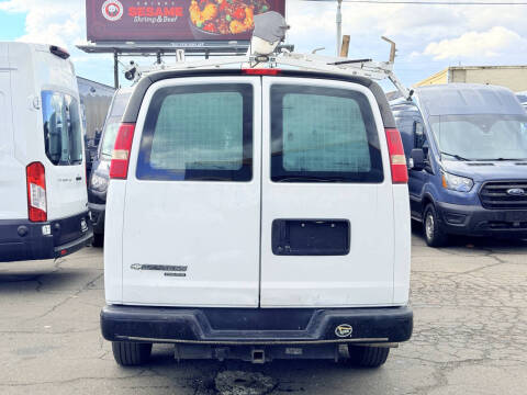 2013 Chevrolet Express 2500