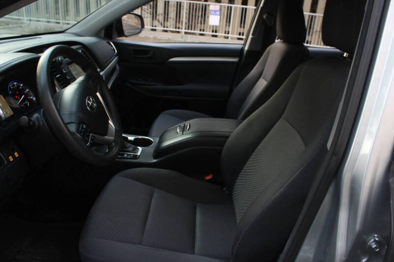 2016 Toyota Highlander