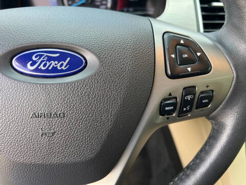 2016 Ford Taurus SEL