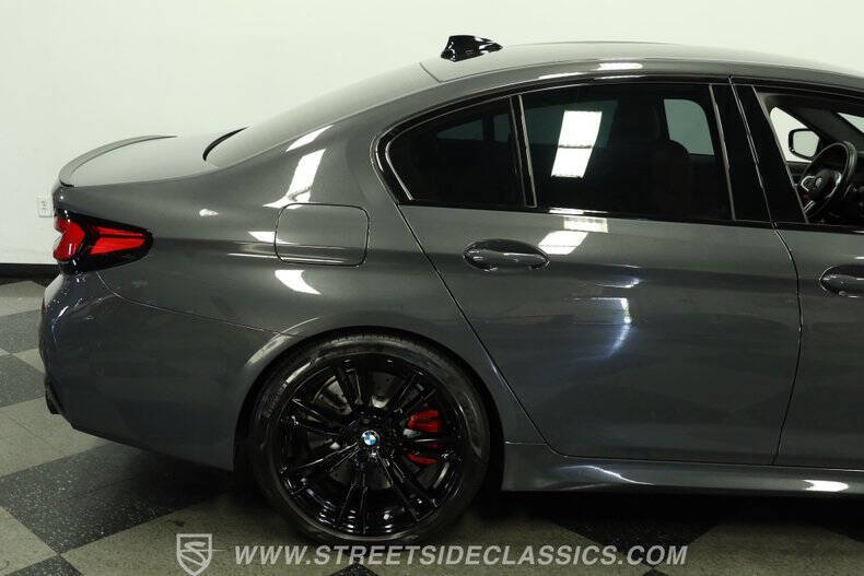 2022 BMW M5