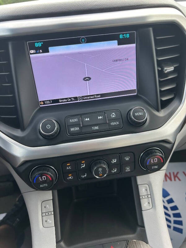 2017 GMC Acadia SLT-1