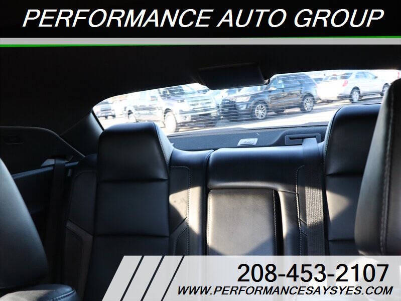 2015 Dodge Challenger SXT Plus