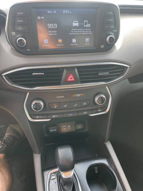 2019 Hyundai Santa Fe SE 2.4L