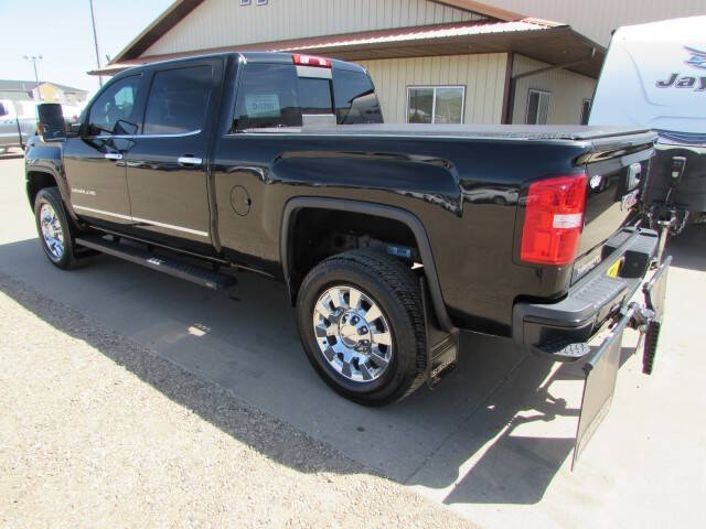 2019 GMC Sierra 2500HD Denali