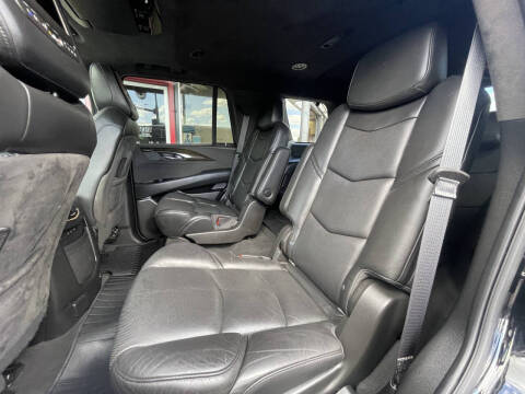 2018 Cadillac Escalade Platinum