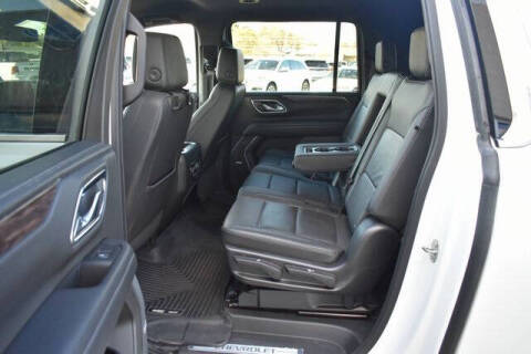 2022 Chevrolet Suburban LT