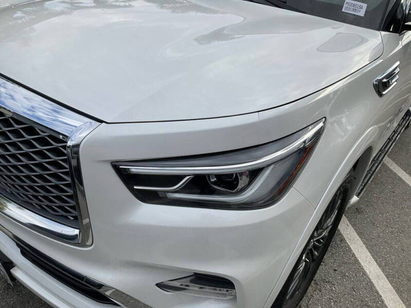 2023 Infiniti QX80 Sensory
