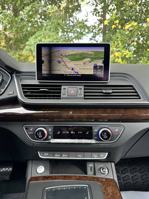 2020 Audi Q5 quattro Premium Plus 45 TFSI