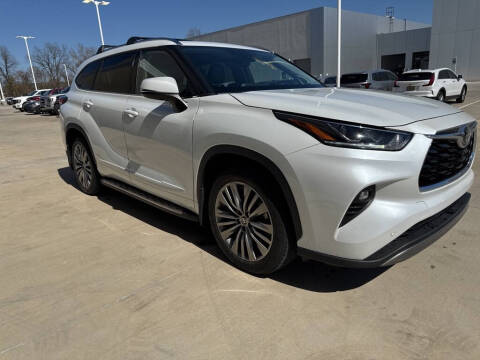 2022 Toyota Highlander for sale at Orr Pre-Owned - Orr Acura in Shreveport, LA