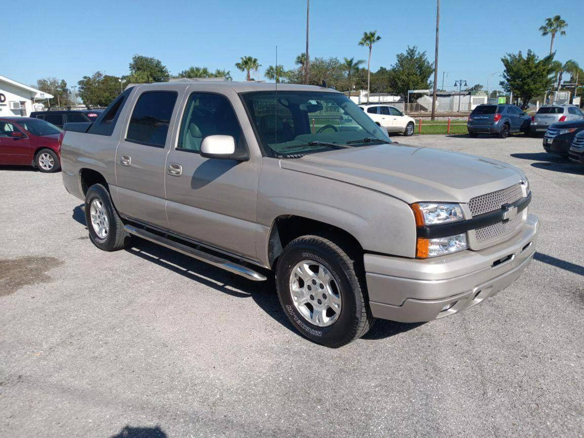 2006 Chevrolet Avalanche for sale at Outlet Auto Mall in Okeechobee, FL