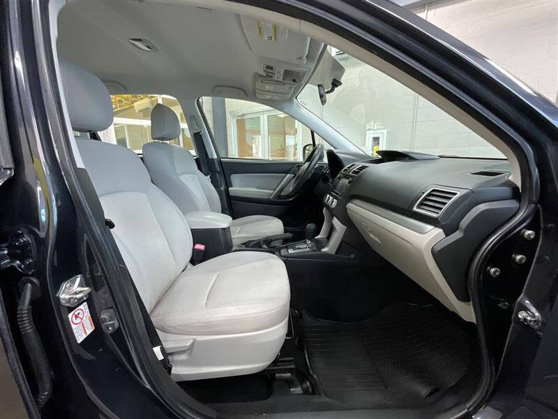 2016 Subaru Forester 2.5i