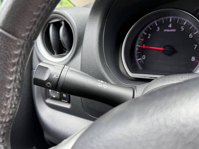 2014 Nissan Versa Note SV
