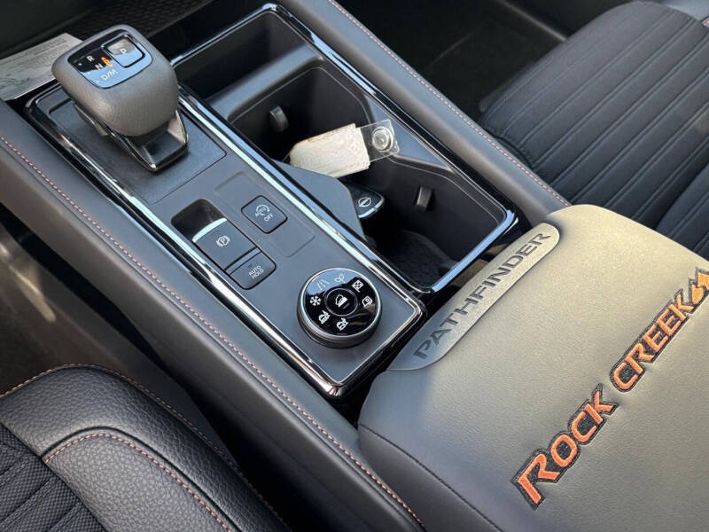 2025 Nissan Pathfinder Rock Creek