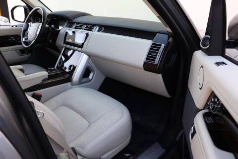 2020 Land Rover Range Rover P525 HSE