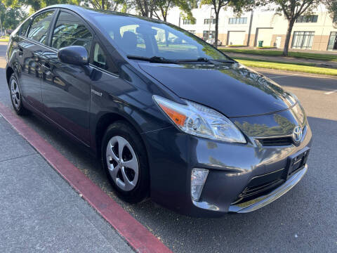 2012 Toyota Prius Two