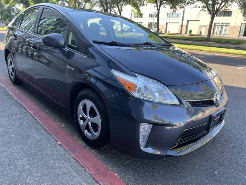 2012 Toyota Prius Two