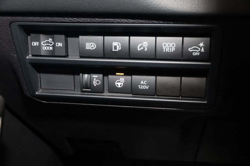 2023 Toyota Tundra Limited HV