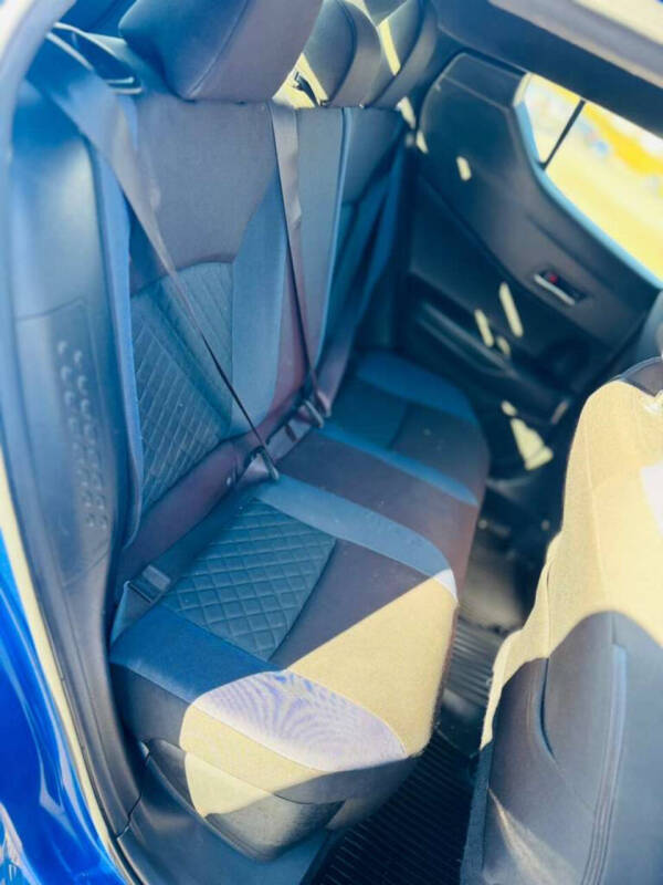 2020 Toyota C-HR XLE