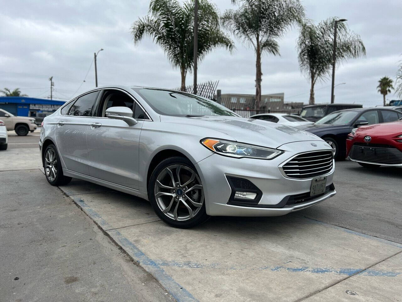 Silver 2019 Ford Fusion SEL SEL 4dr Sedan 12