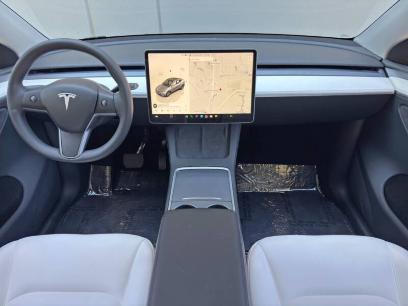 2024 Tesla Model Y Long Range