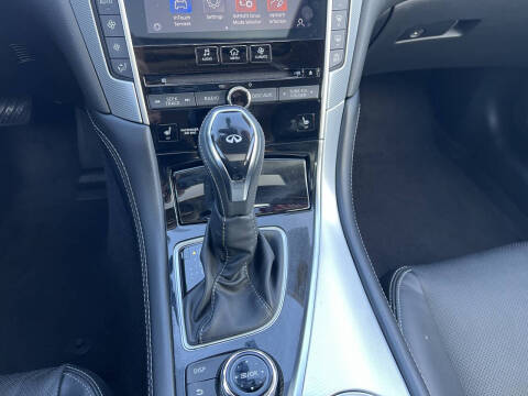 2022 Infiniti Q50 Luxe