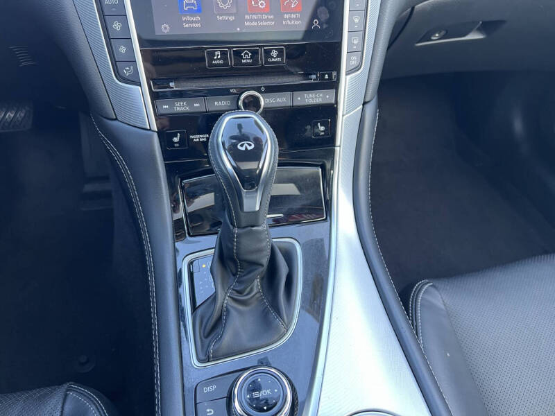 2022 Infiniti Q50 Luxe