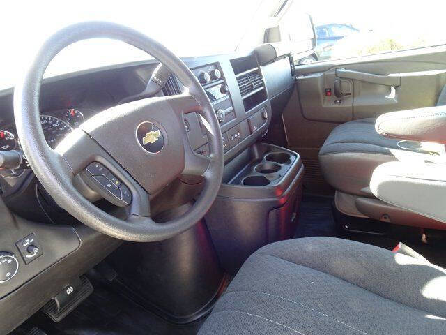 2024 Chevrolet Express 2500