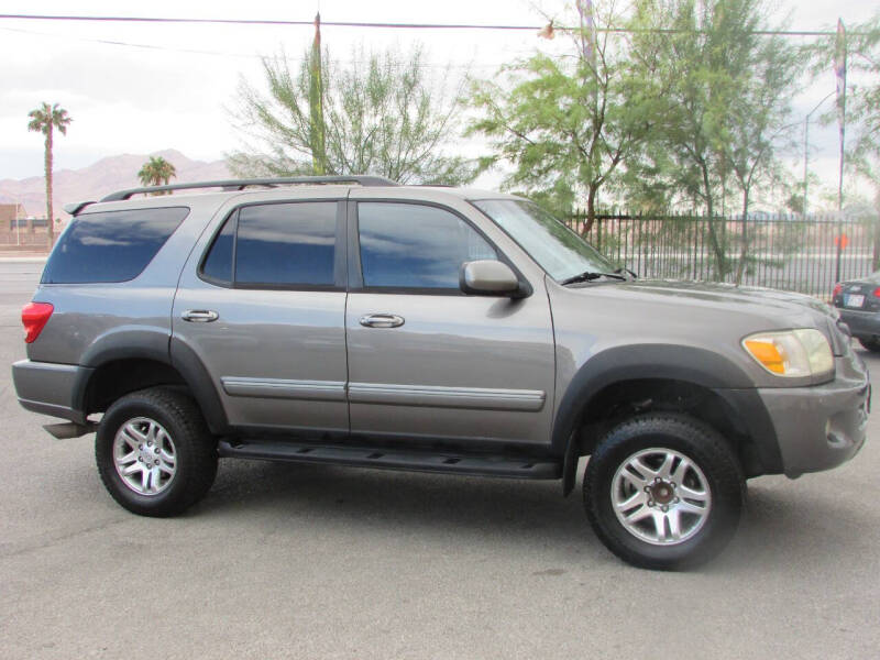 2006 Toyota Sequoia Limited photo 2