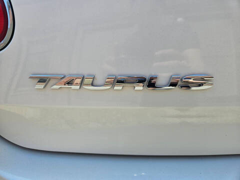 2010 Ford Taurus Limited