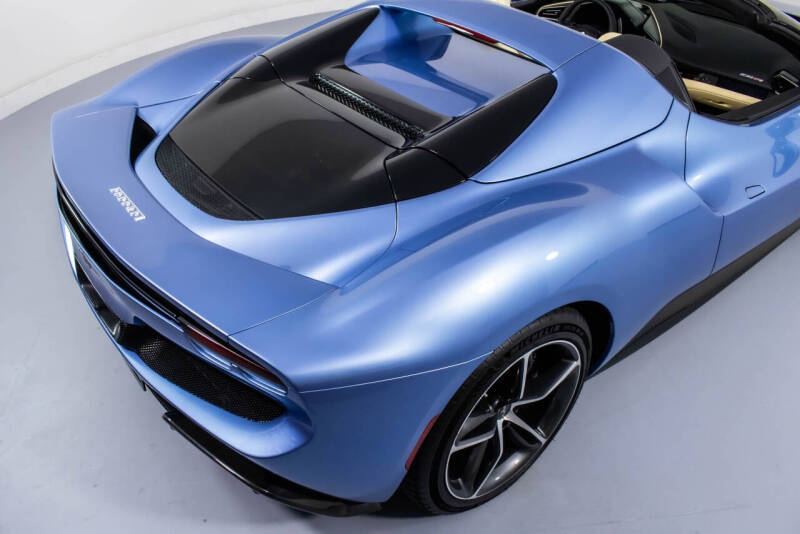 2024 Ferrari 296 GTS