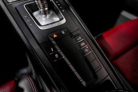 2018 Porsche 911 Carrera GTS