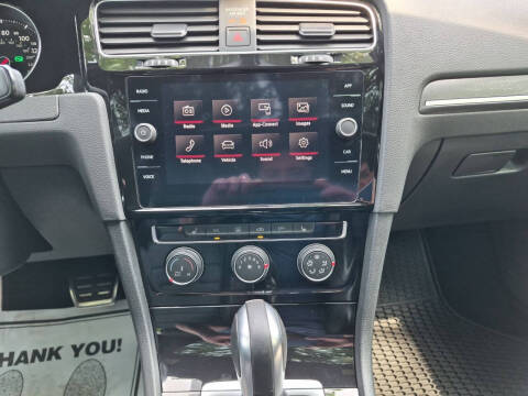 2020 Volkswagen Golf GTI SE
