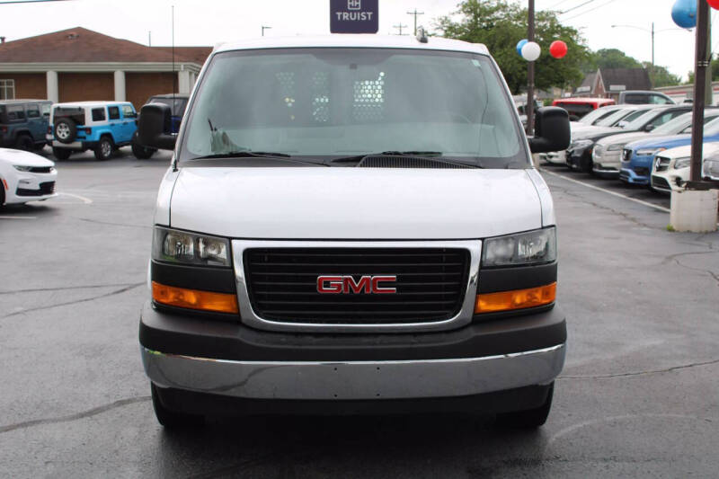 2023 GMC Savana 2500