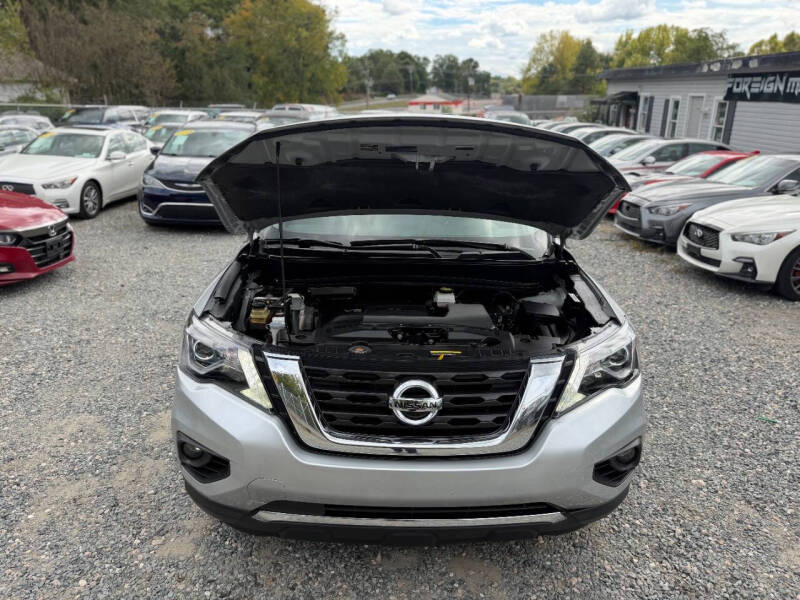 2019 Nissan Pathfinder SV