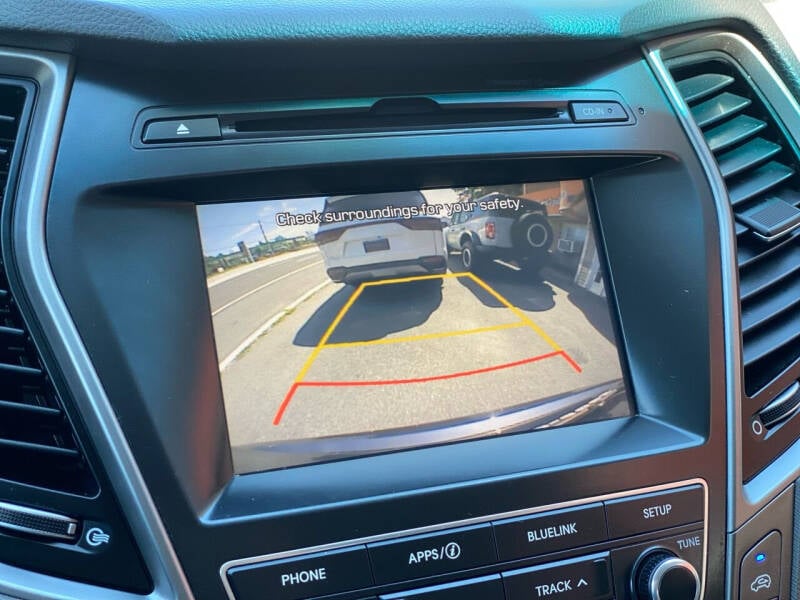 2017 Hyundai Santa Fe SE