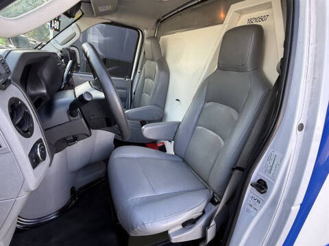 2023 Ford E-Series
