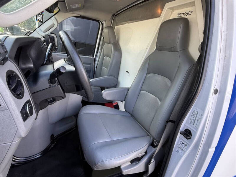 2023 Ford E-Series