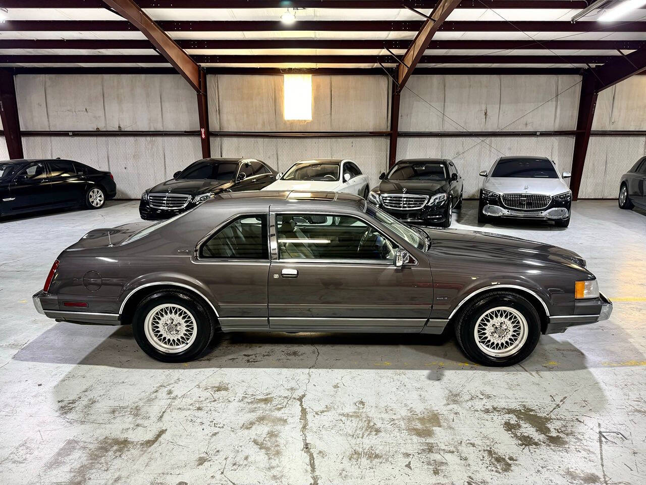 1992 Lincoln Mark VII for sale at Carnival Car Company in Victoria, TX