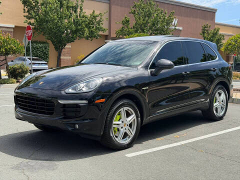 2016 Porsche Cayenne S E-Hybrid