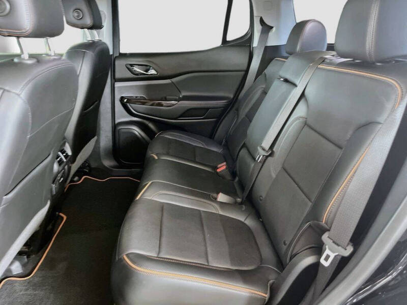 2020 GMC Acadia AT4