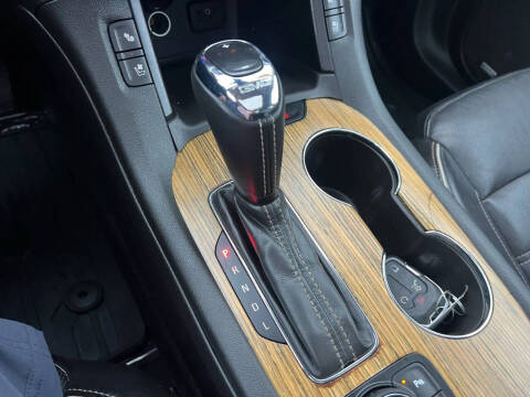 2017 GMC Acadia Denali