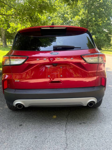 2022 Ford Escape SE