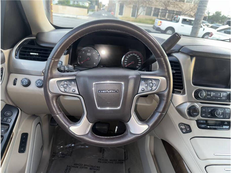 2016 GMC Yukon Denali
