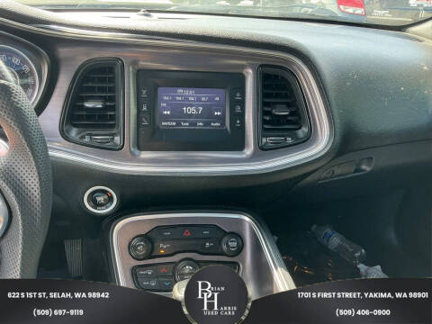 2015 Dodge Challenger R/T Shaker